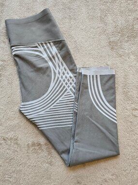 Fanka Body Sculpt Compression Leggings Sage Green - Size S / M (Fits Waist 26")